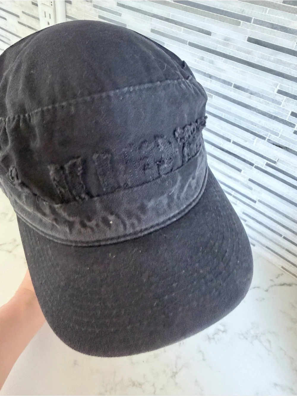Vintage Kurtz Men's Black Casual Army Cap size 6 7/8 for a teenager age 10+